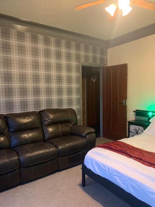 Family Holiday Home Blackpool Buitenkant foto
